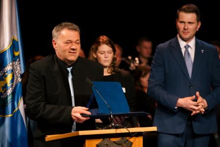 Župan Matej Slapar ob prazniku Občine Kamnik »Bodimo ustvarjalci skupnosti medsebojnega spoštovanja in podpore (70)